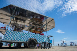 Licença é intransferível e o ambulante não poderá trabalhar no calçadão da praia e nem nas avenidas