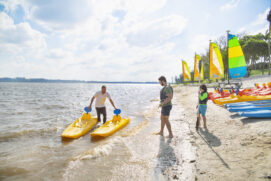 Inaugurado em 2016 na região do Alto Tietê, o Club Med Lake Paradise é um oásis verde à beira do lago da represa Taiçupeba