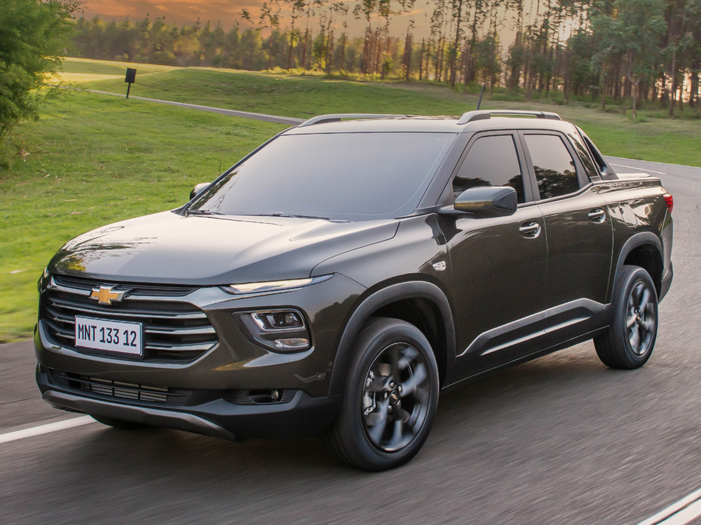 Além de ter crescido, a Montana abandonou a base de um hatch para incorporar as características do SUV Tracker, incluindo o "powertrian"