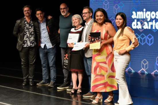 Comitiva da cidade de Cubatão esteve no Teatro Sérgio Cardoso para o encerramento do programa