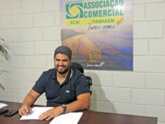 Allan Petterson explica que a enquete mostrou a posição de vários comerciantes da Cidade sobre a revisão das leis