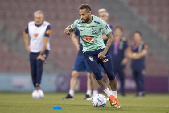 Neymar, no treino deste sábado da Seleção Brasileira