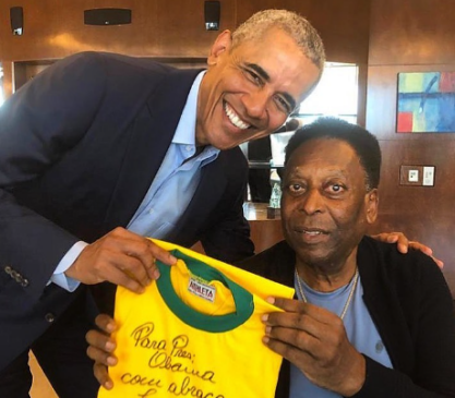 Barack Obama publicou homenagem em suas redes sociais