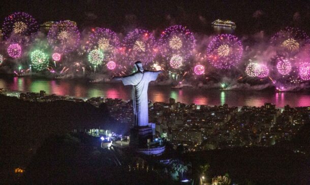 A média da ocupação hoteleira no município do Rio, até o momento, é de 89,61% para o período de 30 de dezembro de 2022 a 1º de janeiro de 2023