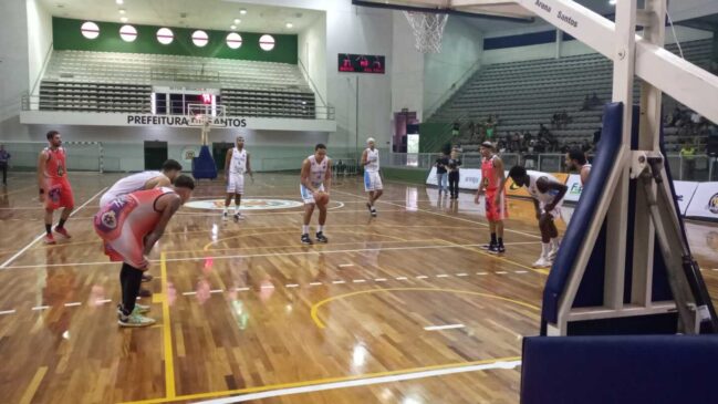 O Memorial/Fupes/Blue Med/Santos está na decisão do Paulista de Basquete