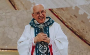 Morte teria ocorrido na manhã desta segunda; Padre Jonas Abib, fundador da Canção Nova