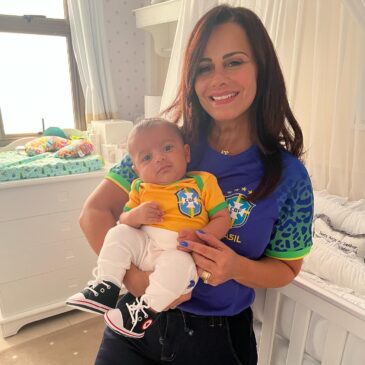 A atriz Viviane Araújo foi mãe pela primeira vez