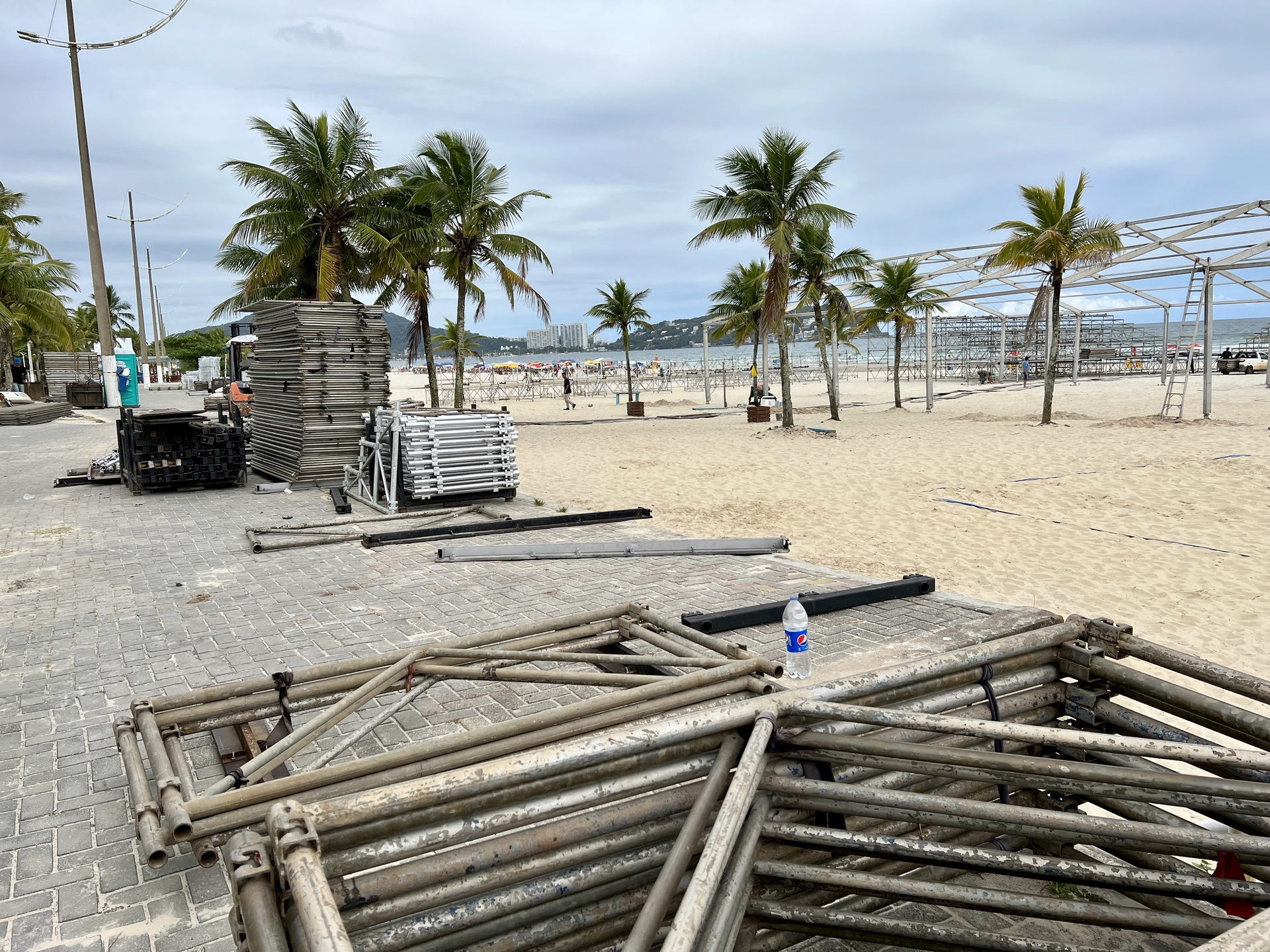 5ª temporada da Arena Verão +, na Praia da Enseada, que inicia no dia 27 de janeiro.