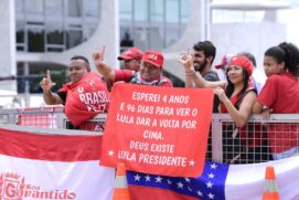 Apoiadores de Lula, em Brasília