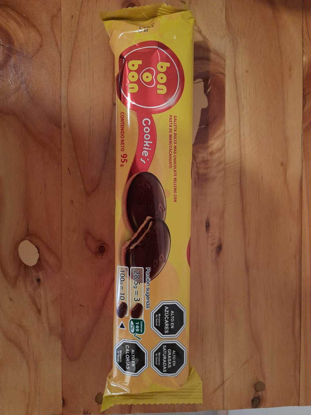 Alertas que constam em produto chileno, em forma de octógono
