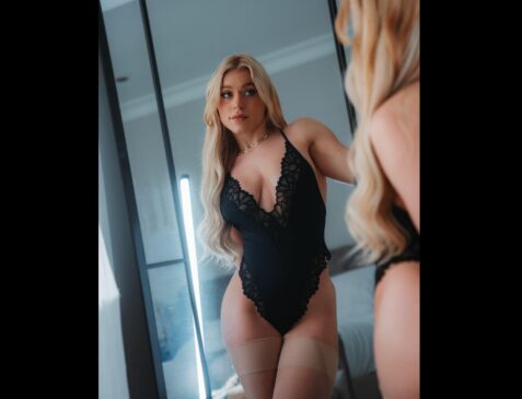 Elle Brooke relatou pedido inusitado de vídeo com fantasma feito por fã