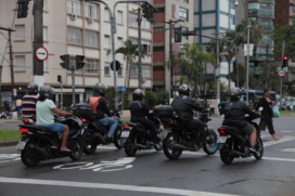 CET-Santos iniciou projeto piloto pela avenida da orla.