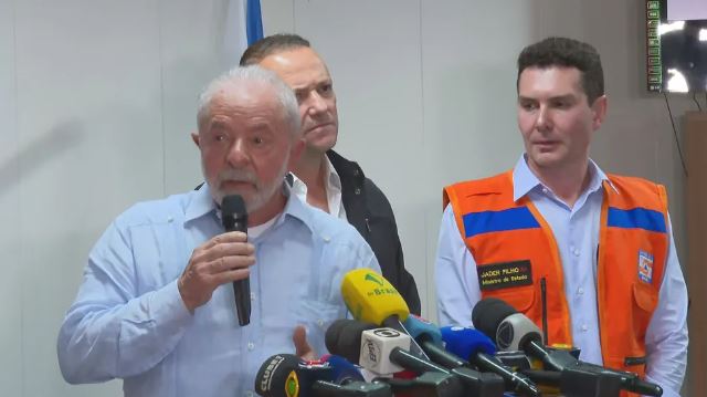 Lula decreta intervenção na segurança do DF