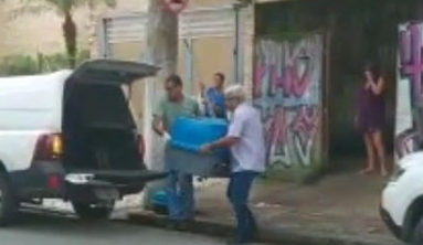 Os animais feridos foram recolhidos pelo centro de zoonoses de São Vicente.