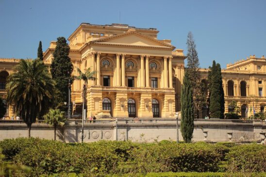 Após 9 anos fechado, o Museu do Ipiranga reabriu recentemente, celebrando o bicentenário da Independência do Brasil