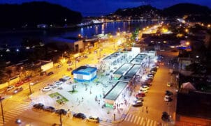 Em destaque, a Praça Benedito Calixto, em Itanhaém