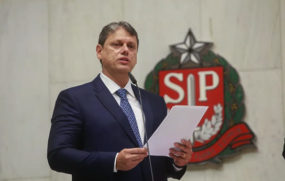 Tarcísio de Freitas (Republicanos) discurso na cerimônia de posse no cargo de governador de SP, na Alesp, em 1 de janeiro de 2023