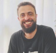 Walter Titz Neto nasceu e vive em Santos