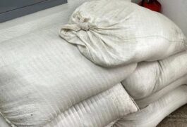 Sete sacos de açúcar, contendo cada um 60kg foram encontrados