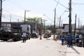 Há tempos que obras ameaçam famílias na Vila Alemoa