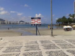 A fiscalização municipal trabalha diariamente nas praias da Cidade