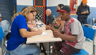 Famílias estão sendo recebidas pela Prefeitura em dois abrigos provisórios