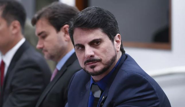 Marcos do Val é investigado pelos crimes de falso testemunho e denunciação caluniosa