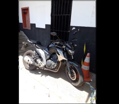 Moto foi furtada em Diadema e localizada em Praia Grande