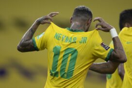O médico da seleção brasileira, Rodrigo Lasmar, disse nesta terça-feira (19) que Neymar está fora da Copa América 2024, entre junho e julho do ano que vem