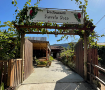Restaurante Pimenta Rosa fica em Barra do Sahy