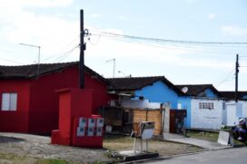 102 famílias foram beneficiadas com a pintura de suas casas