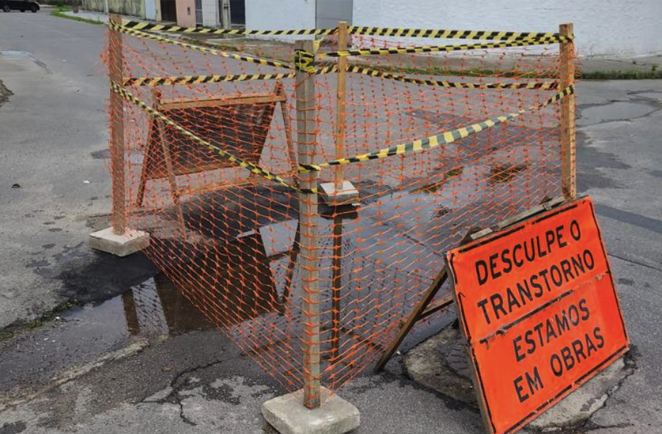 A iniciativa ocorreu após a Prefeitura notificar a empresa concessionária para que seja feita a reconstituição do pavimento nos locais deteriorados