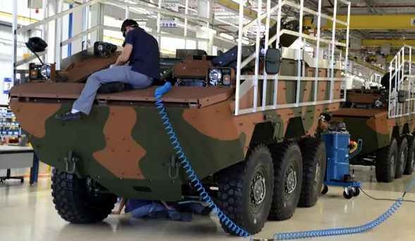 Posicionamento de Berlin é retaliação ao Brasil por não ajudar a Ucrânia com munição, diz fonte do Ministério da Defes