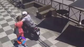 Câmeras de segurança flagraram o roubo