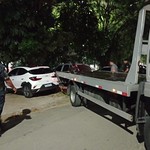 No total, três veículos foram encontrados