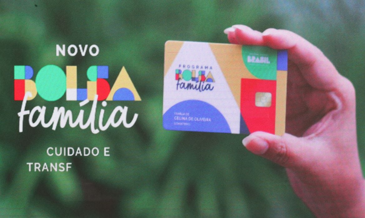 Essa é a primeira parcela do novo Bolsa Família com o adicional de R$ 150 a famílias com crianças de até 6 anos
