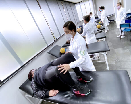 A Clínica também oferece atendimentos a pacientes em geral que tenham incontinência urinária