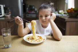O tratamento de transtornos alimentares varia conforme a gravidade da doença