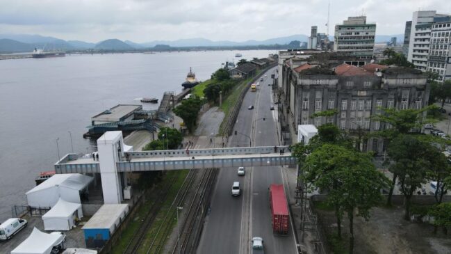 O acesso por meio da passarela será mantido e serão efetuadas paralisações programadas nos elevadores