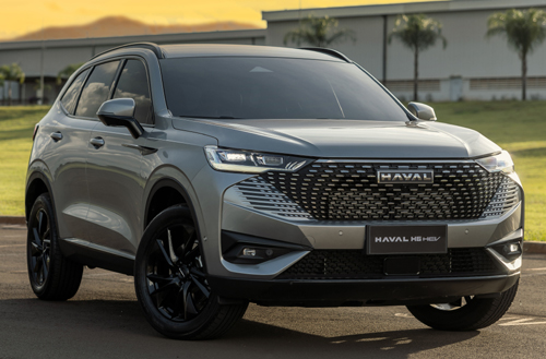 Híbrido não recarregável em tomadas externas, o Haval H6 HEV tem um motor 1.5 turbo ligado a um elétrico, ambos dianteiros, com um total de 243 cavalos de potência