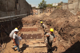 Fundações foram iniciadas nesta quinta-feira, no terreno da Rua São Francisco, 413