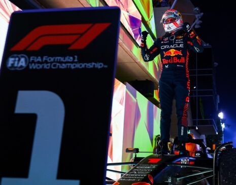 O holandês dominou do início ao fim o Grande Prêmio do Bahrein, neste domingo (5)