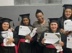 Projeto oferece cursos de qualificação profissional e atendimento integral a famílias