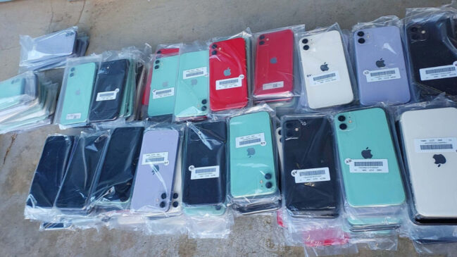 Mais de 233 celulares foram apreendidos