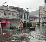 As imagens foram feitas durante as fortes chuvas que atingiram a cidade nesta sexta-feira (10)
