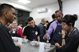 O objetivo do curso é capacitar os participantes a identificar as características e padrões do produto