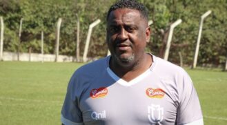 Jorge Castilho nasceu e foi criado em Guarujá
