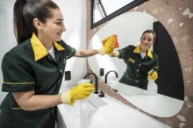 Maior franquia de limpeza residencial e empresarial do país conta com 9 mil cadastros ativos de profissionais em sua base