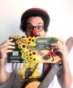 Poemas foram escritos pelo pesquisador e educador Rafael Palmieri - Palhaço Viola e ilustrados por Nice Lopes