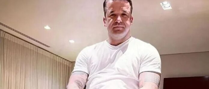O empresário Thiago Brennand, 43, alvo de cinco ordens de prisão preventiva e oito denúncias por estupro, agressão, cárcere privado e ameaças